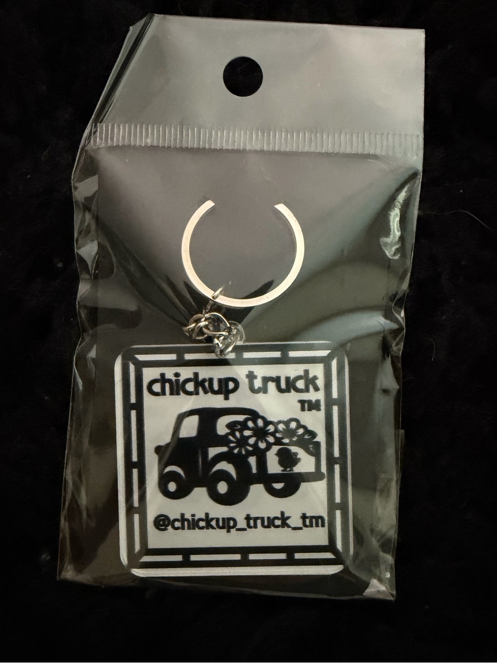 Chickup Truck logo square border acrylic keychain  🩵🛻🐥🩵